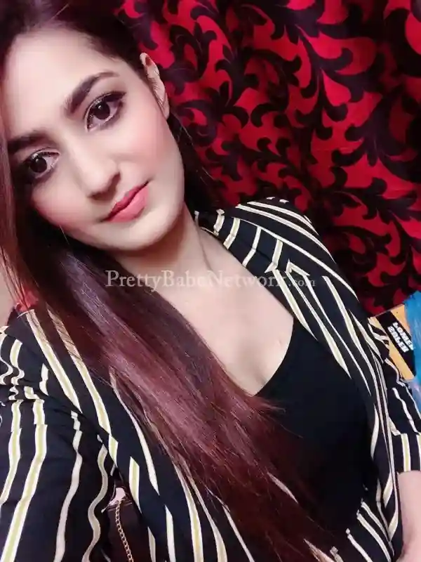 Meet Amisha Beautiful College Girl Escort for Full Sex Satisfaction